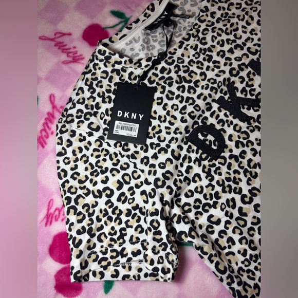 DKNY Cheetah Print Tshirt - Picture 5 of 8